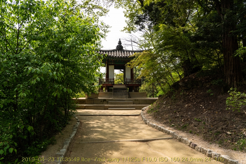 hu-20190501-68