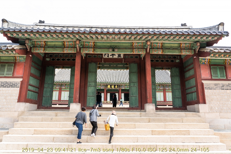 jo-20190430-08